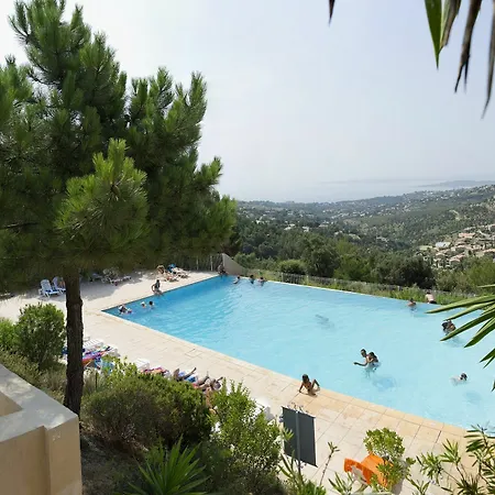 Feriested Pierre & Les Terrasses Des Issambres 5*