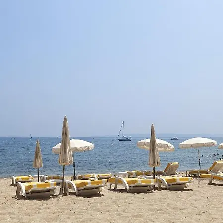 Pierre & Les Terrasses Des Issambres Resort 5*
